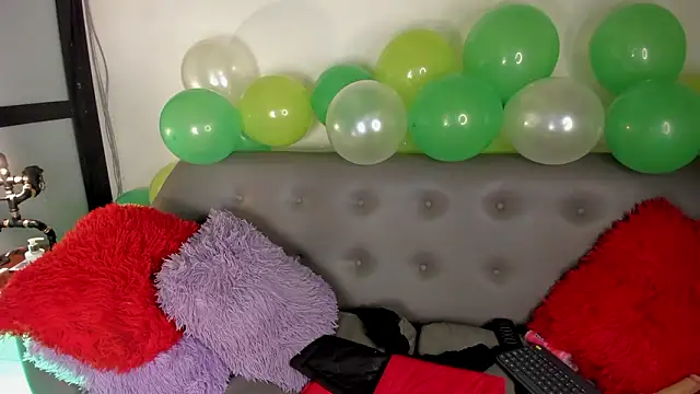 sasha_roldann webcam