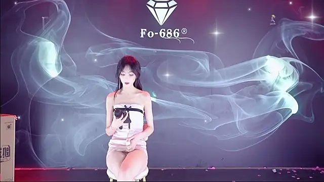 美女FO-686-在线直播