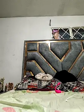 Scarlet_Passion webcam