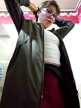 mmm-Virginia live cam profile