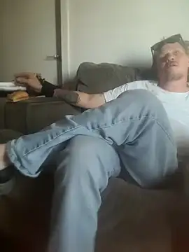 yourmasterisbored - YourMasterisBored's free webcam - UK Sex Cams