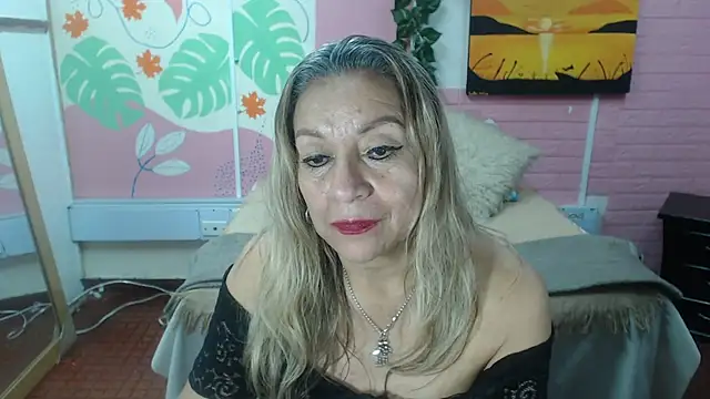 zamantha - ZAMANTHA's free webcam - UK Sex Cams