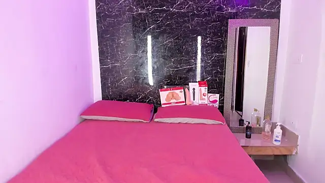 estefa_stealth - Estefa_Stealth's free webcam - UK Sex Cams