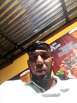 unreadychutzpa - UnreadyChutzpa's free webcam - UK Sex Cams