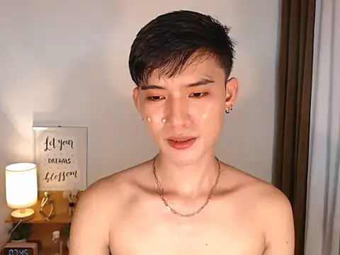 asian_dai (M young) - JUST WANT MY DAY HAPPY AND FUN.