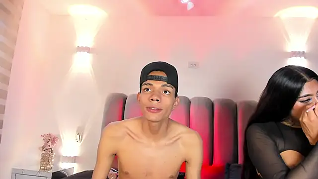 candyandmarilyn live sex cam