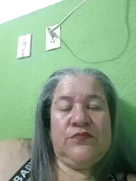 cheekysnowqueen_69 - CheekySnowQueen_69's free webcam - UK Sex Cams