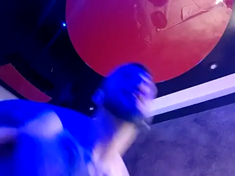 SexLovewithTs webcam