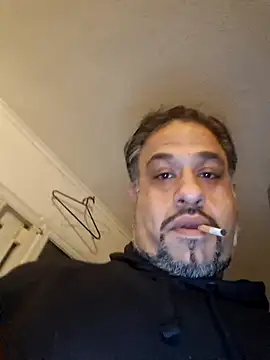 maannn8962 (Ask my age) - Satisfy