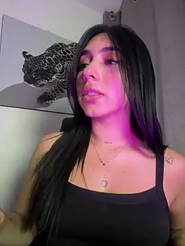 Webcam Model (isabella_jade)  is live.Free join now!