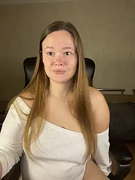 Webcam Model (CaramelleSugarr)  is live.Free join now!