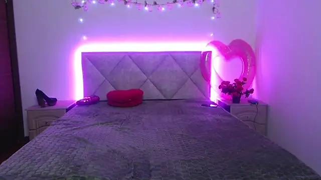 BlondyLeeBest live sex cam