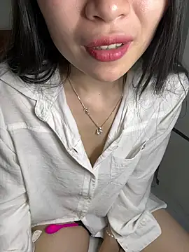 tinn_tin - Tinn_tin's free webcam