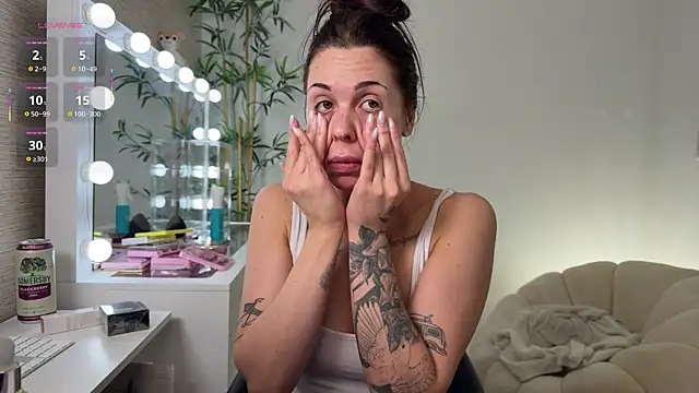 nattyfierros (F young) - Dildo rideee