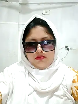 nusrat-n (F young) - Full nude