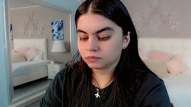 _Maddison_Ivanova_ webcam