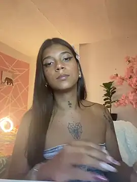 CoralRigan live sex cam