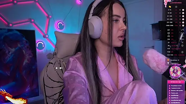 amaredaa - AmaRedaa's free webcam - UK Sex Cams