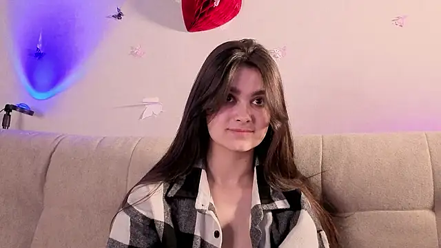 lucikardos - LuciKardos's free webcam - UK Sex Cams