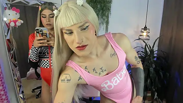 queenramoona-hot live sex cam