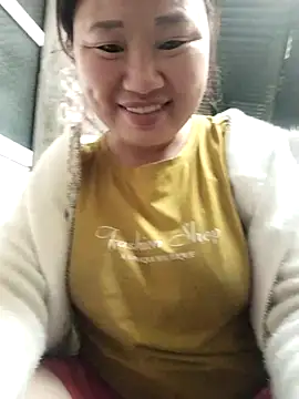 minssa502 - MINSSA502's free webcam - UK Sex Cams