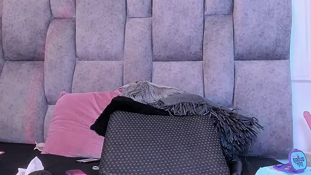 scarlett_sk - Scarlett_Sk's free webcam - UK Sex Cams