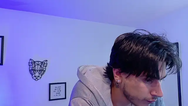 elian_savoy - Elian_savoy's free webcam - UK Sex Cams