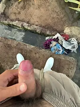 thuan2026 - Thuan2026's free webcam - UK Sex Cams