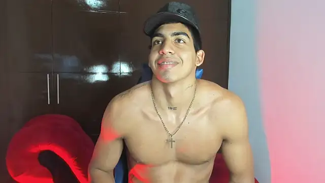 milo_latinboy - Milo_LatinBoy's free webcam - UK Sex Cams