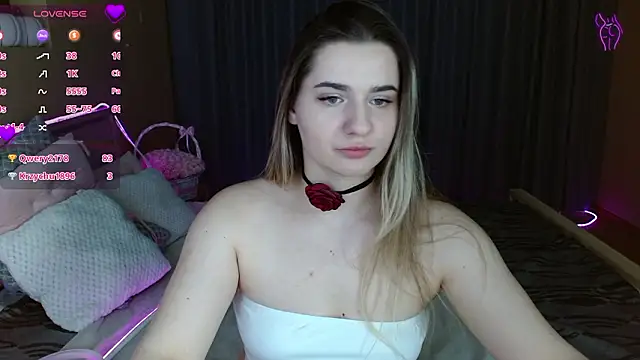 smi1ef1ower - Smi1eF1ower's free webcam - UK Sex Cams