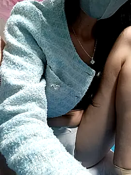 milkshow - MilkShow's free webcam - UK Sex Cams