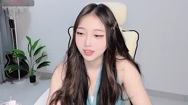 yukiy8877 - Yukiy8877's free webcam - UK Sex Cams