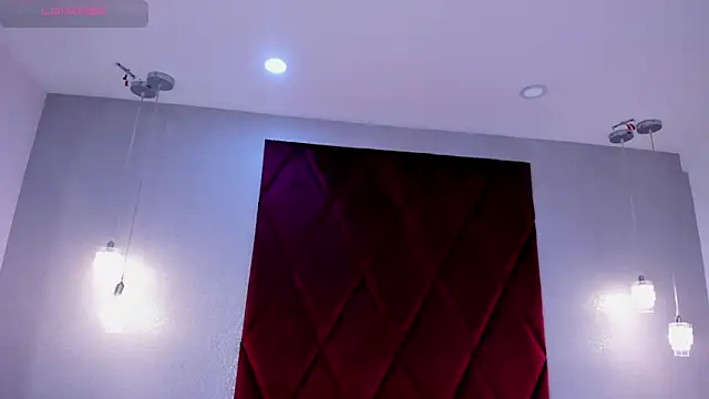 emily_clarkk_ - Emily_clarkk_'s free webcam - UK Sex Cams