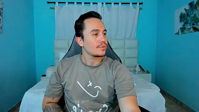 Live sex cam of juan__jimenez