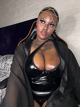 queen_nobuhle_femdom_777 - QUEEN_NOBUHLE_FEMDOM_777's free webcam - UK Sex Cams