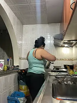 Carola-Ross live sex cam