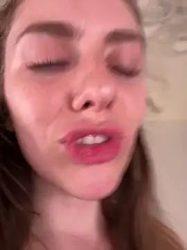 MariiD's Stripchat profile