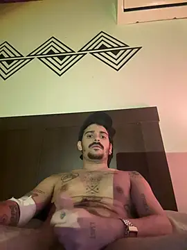 mrtnivnn live sex cam