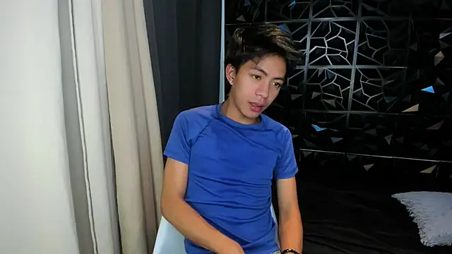 davincihugecock live sex cam