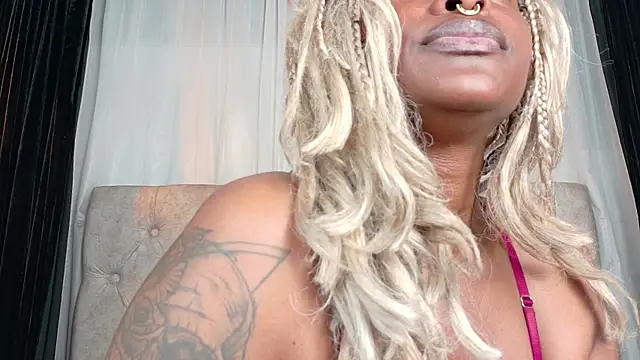 justnala_ - Justnala_'s free webcam - UK Sex Cams