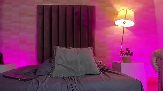 isaac_grey - Isaac_Grey's free webcam - UK Sex Cams