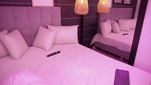 BellaLatinaTS webcam