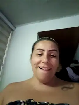 Webcam Model (maynor_1998) is live