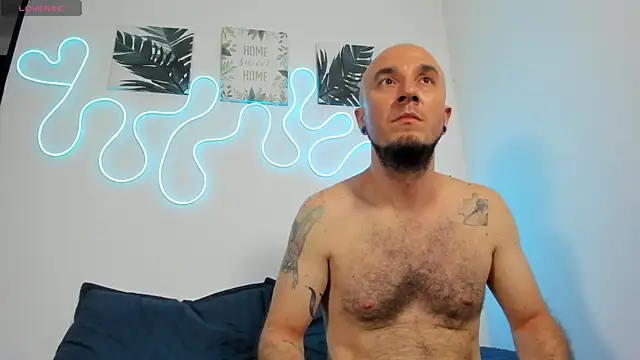 Cintya_n_Roger Live Webcam on Stripchat