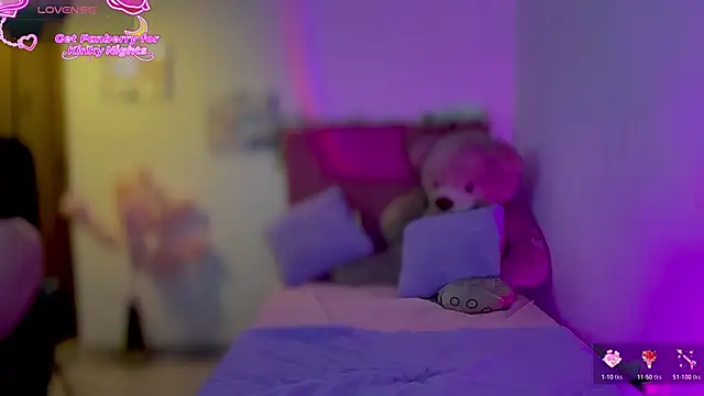 MarcellaGriffin webcam