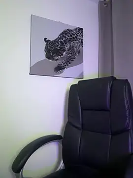 Webcam Model (isabella_jade)  is live.Free join now!