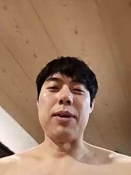 whitebriefboy's live cam