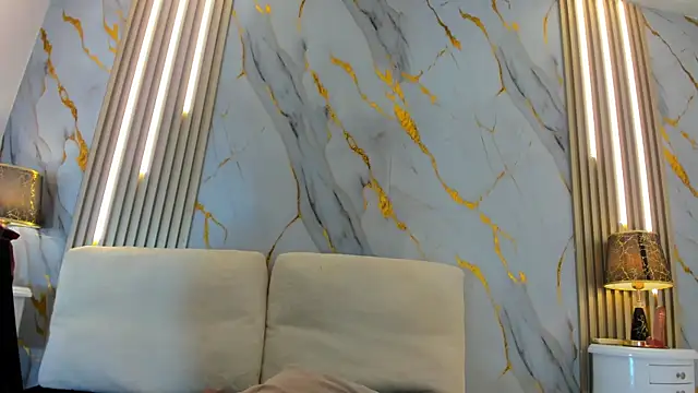 Tiifany_Baker webcam