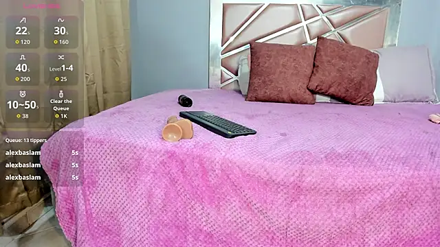 susy_w1 - Susy_w1's free webcam - UK Sex Cams