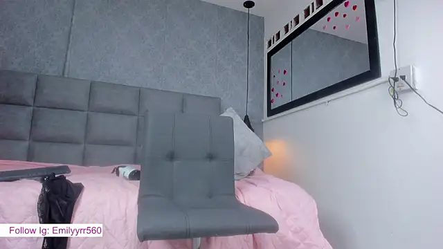 emilyy_r - Emilyy_r's free webcam - UK Sex Cams